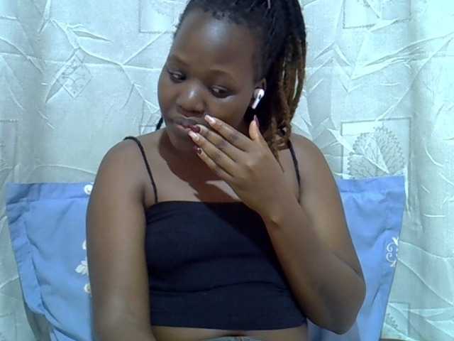 Candylily1 live cam on BongaCams