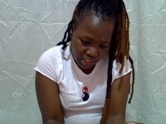 Candylily1 live cam on BongaCams