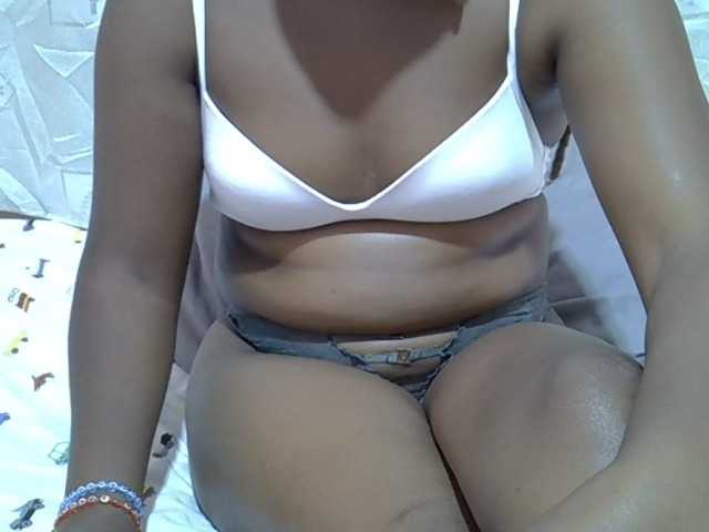 Candylily1 live cam on BongaCams