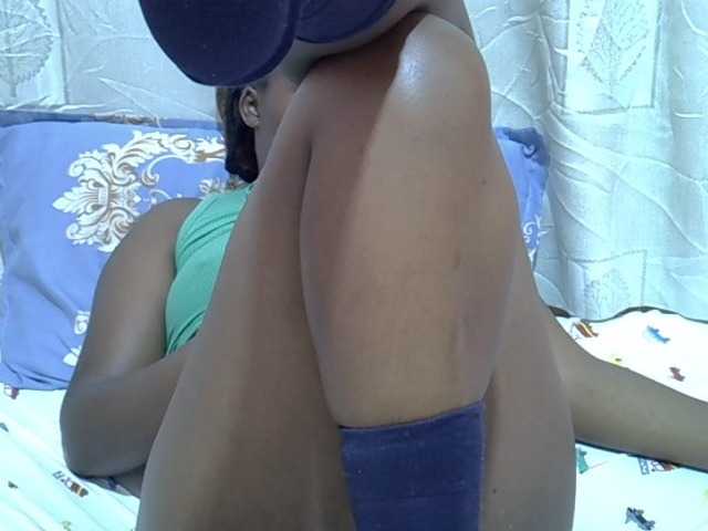 Candylily1 live cam on BongaCams