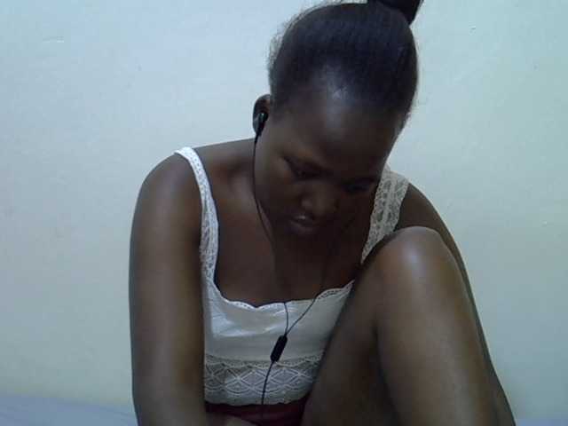 Candylily1 live cam on BongaCams