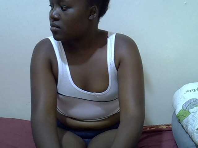Candylily1 live cam on BongaCams