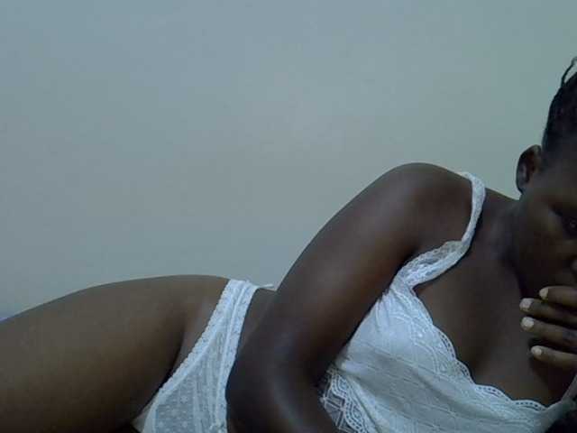 Candylily1 live cam on BongaCams