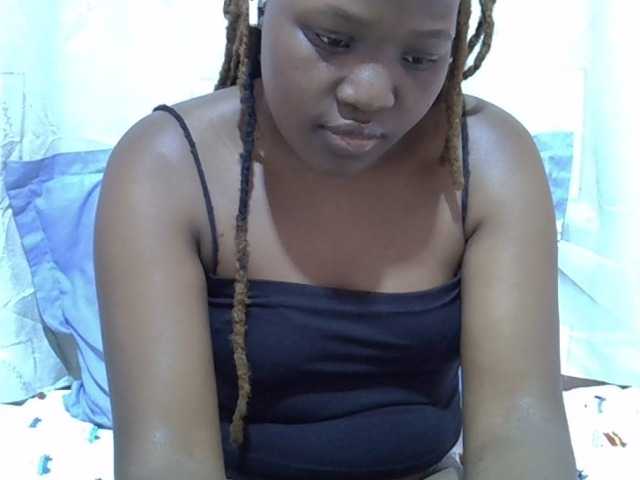 Candylily1 live cam on BongaCams
