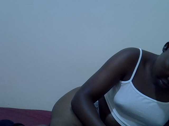Candylily1 live cam on BongaCams
