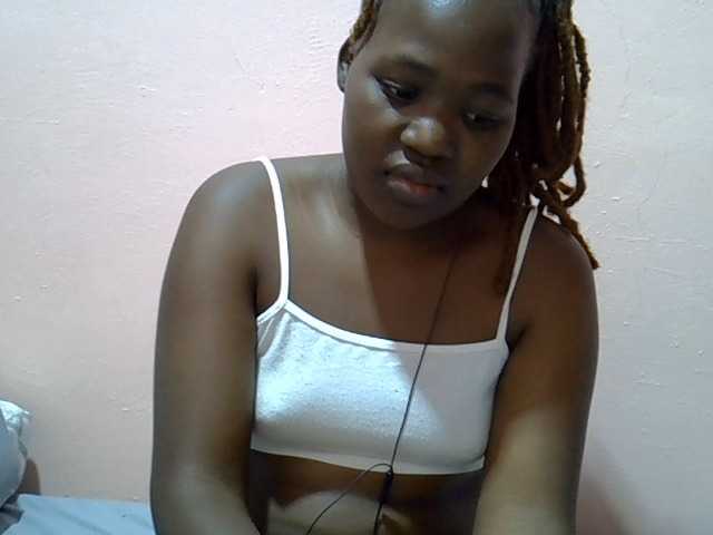 Candylily1 live cam on BongaCams