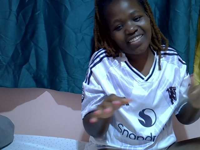Candylily1 live cam on BongaCams