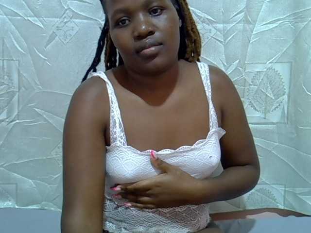 Candylily1 — live female cam