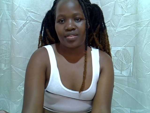 Candylily1 live cam on BongaCams