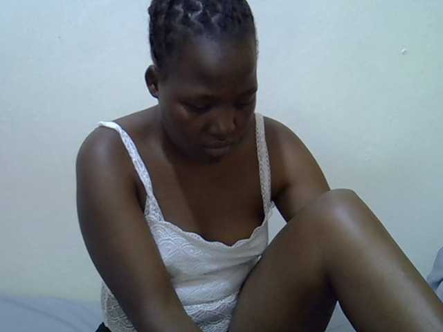 Candylily1 live cam on BongaCams