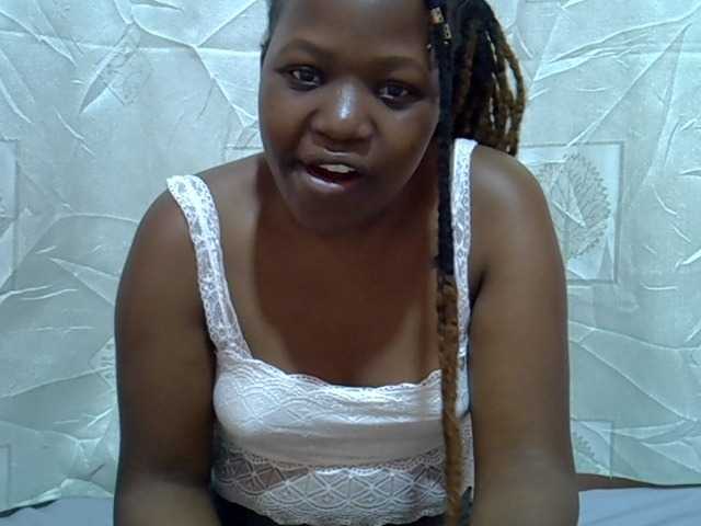 Candylily1 live cam on BongaCams