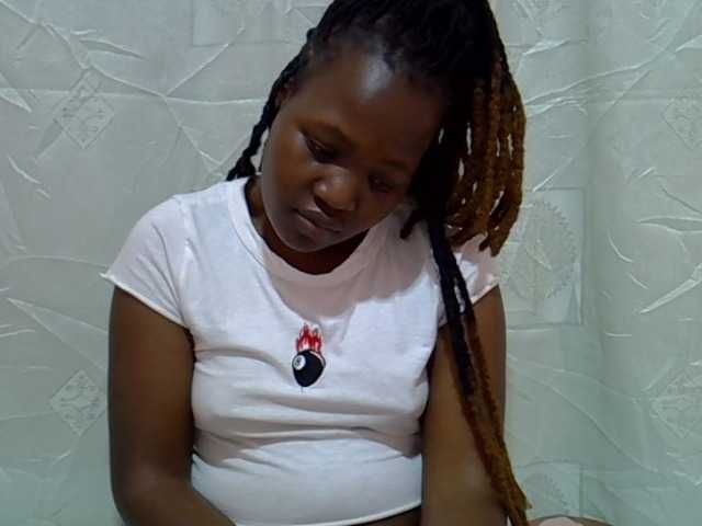 Candylily1 live cam on BongaCams
