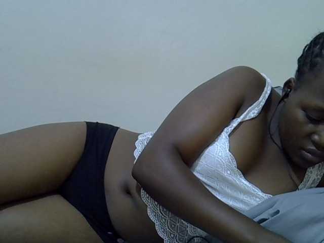 Candylily1 live cam on BongaCams