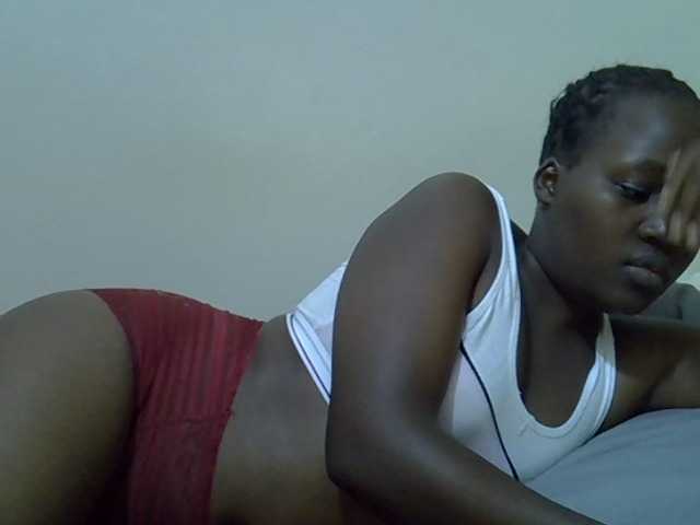 Candylily1 live cam on BongaCams