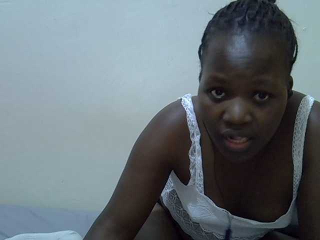 Candylily1 live cam on BongaCams