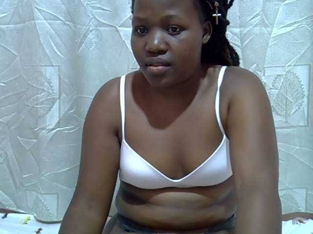 Candylily1 live cam on BongaCams