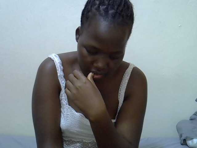 Candylily1 live cam on BongaCams