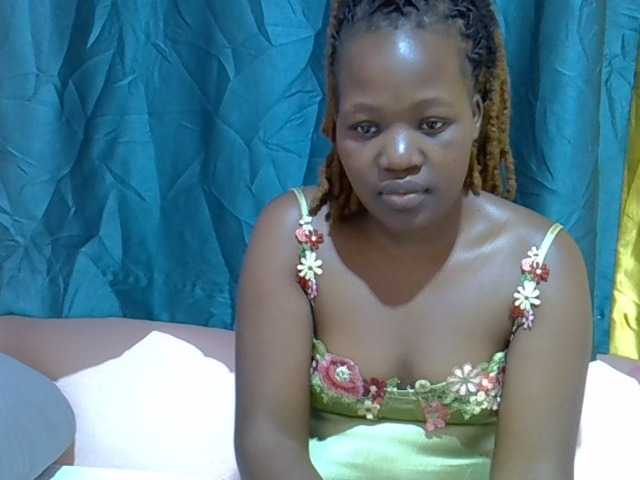 Candylily1 live cam on BongaCams