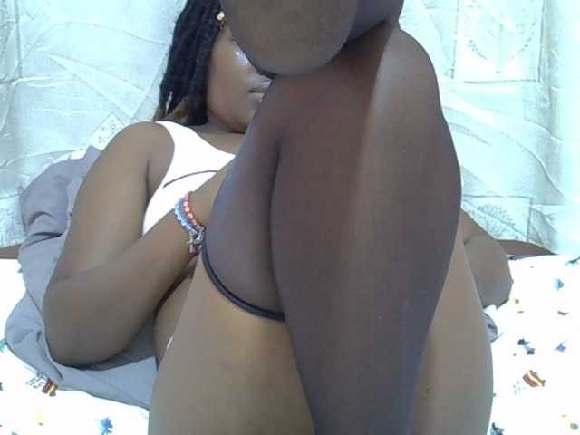 Candylily1 live cam on BongaCams