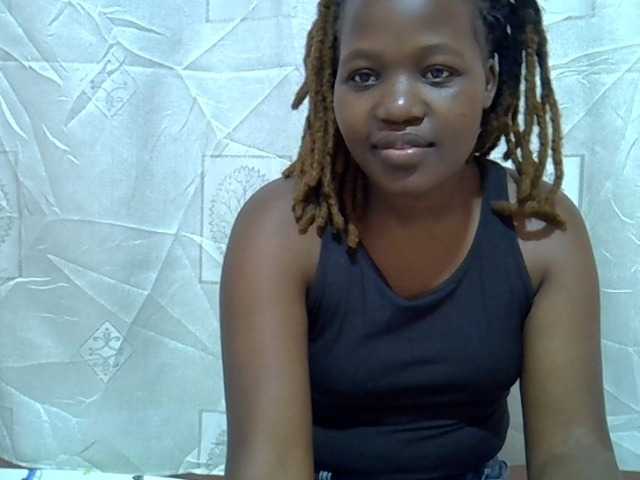Candylily1 live cam on BongaCams