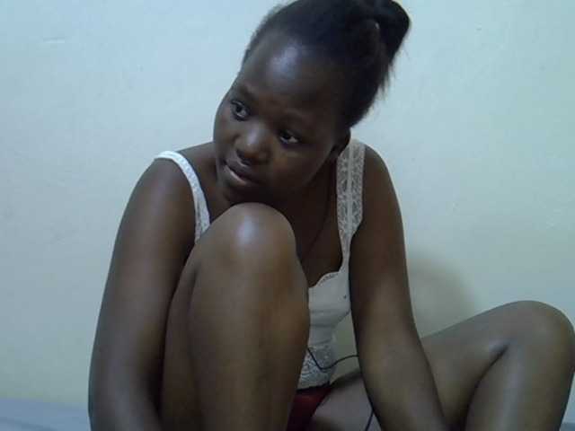 Candylily1 live cam on BongaCams