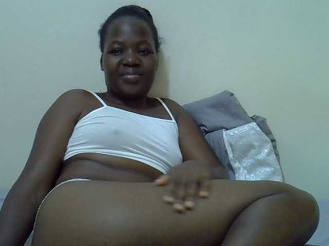 Candylily1 live cam on BongaCams