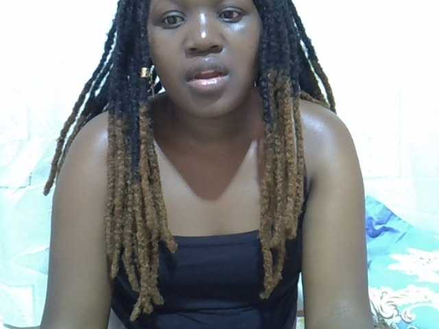 Candylily1 live cam on BongaCams