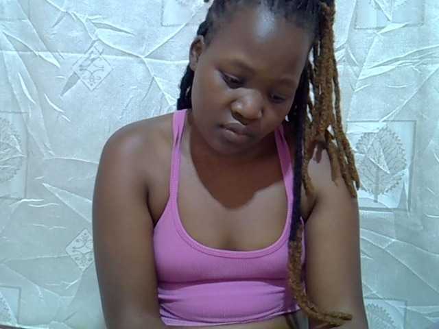 Candylily1 live cam on BongaCams