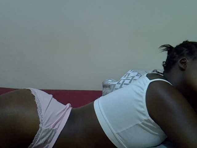 Candylily1 live cam on BongaCams