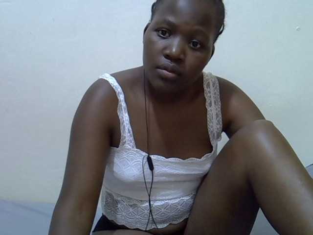 Candylily1 live cam on BongaCams