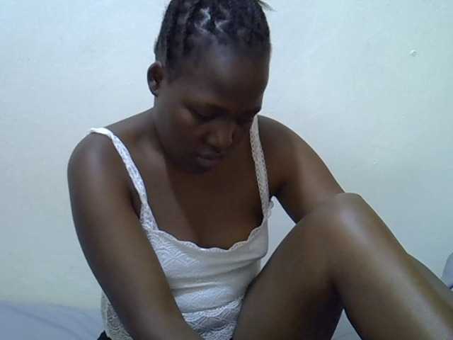 Candylily1 live cam on BongaCams