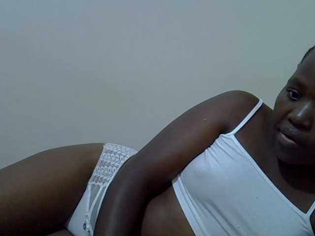 Candylily1 live cam on BongaCams
