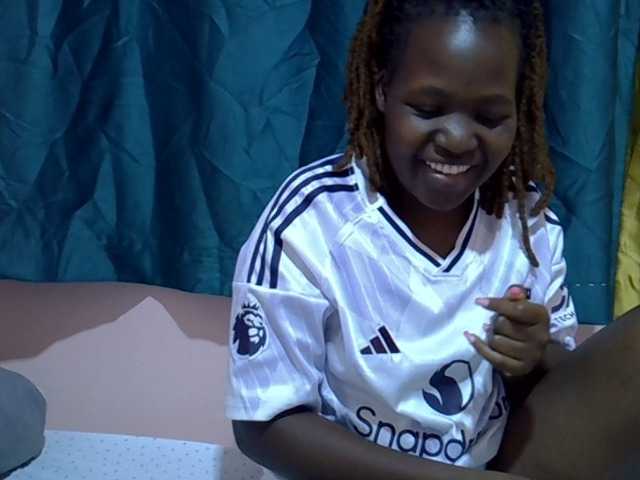 Candylily1 live cam on BongaCams