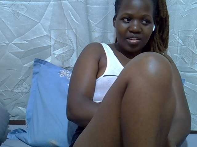 Candylily1 live cam on BongaCams