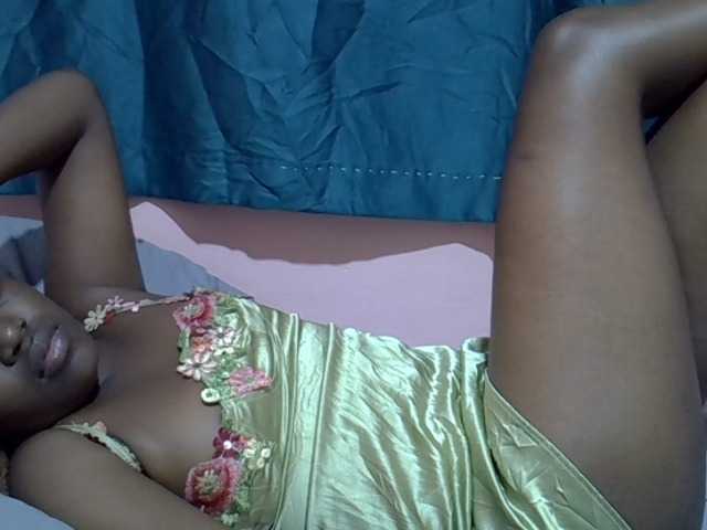 Candylily1 live cam on BongaCams