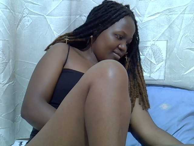 Candylily1 live cam on BongaCams