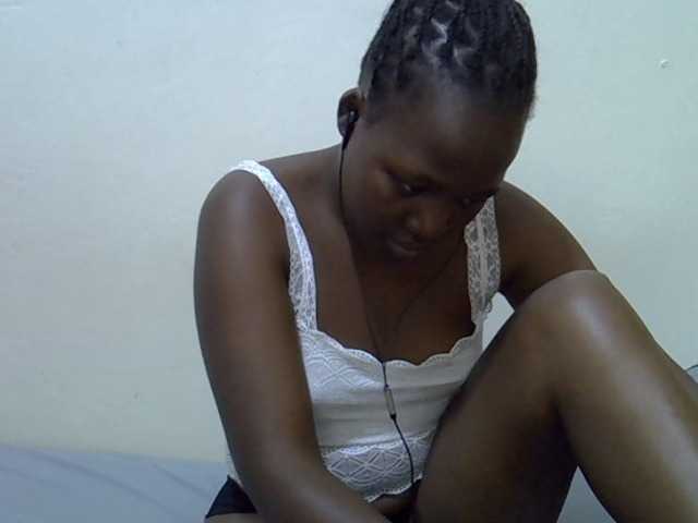 Candylily1 live cam on BongaCams