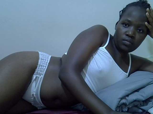 Candylily1 live cam on BongaCams