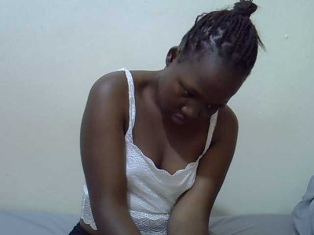 Candylily1 live cam on BongaCams