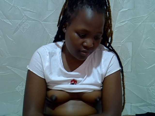 Candylily1 live cam on BongaCams