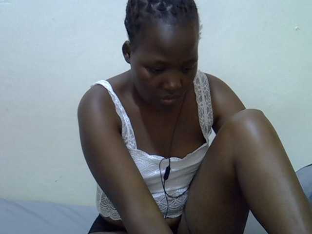Candylily1 live cam on BongaCams