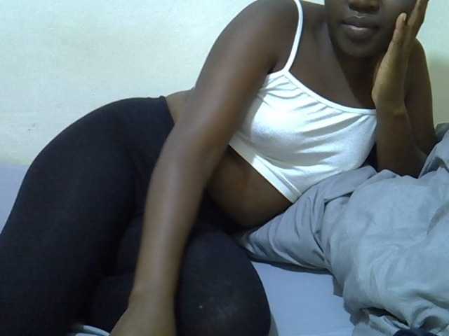 Candylily1 live cam on BongaCams