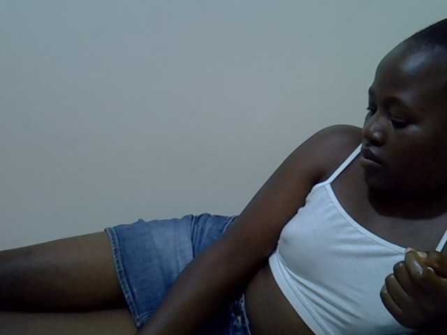 Candylily1 live cam on BongaCams