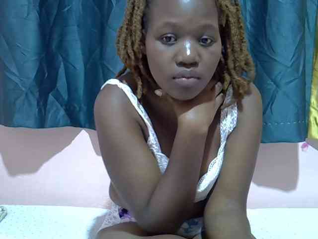 Candylily1 webcam