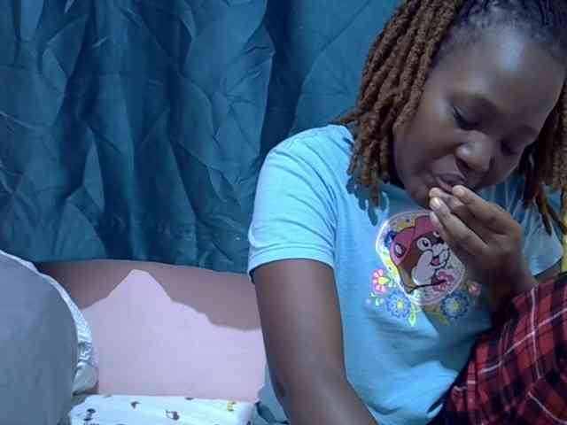 Candylily1 webcam