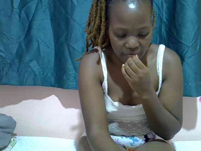 Candylily1 webcam