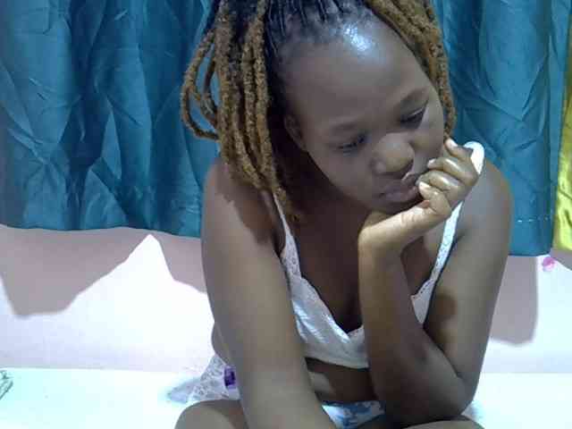 Candylily1 webcam