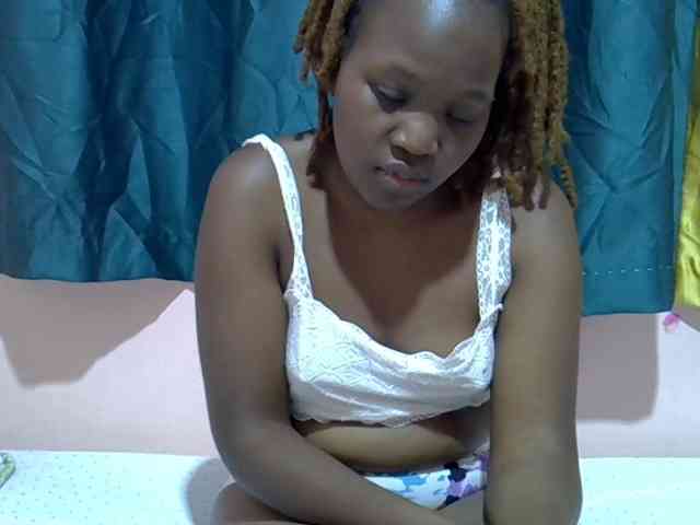 Candylily1 webcam