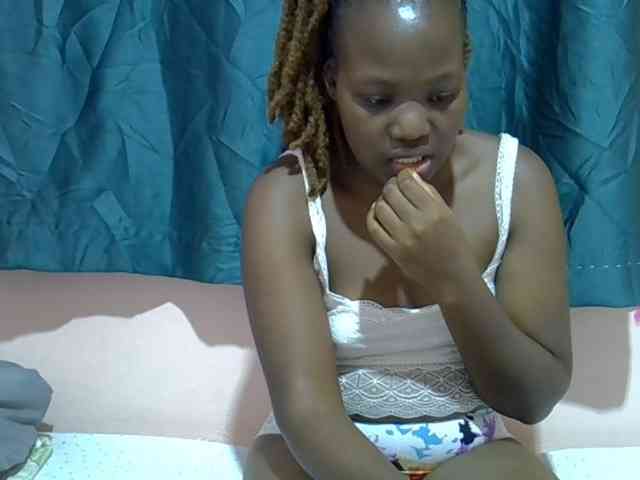 Candylily1 webcam