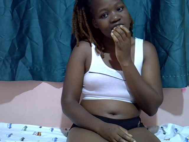 Candylily1 webcam
